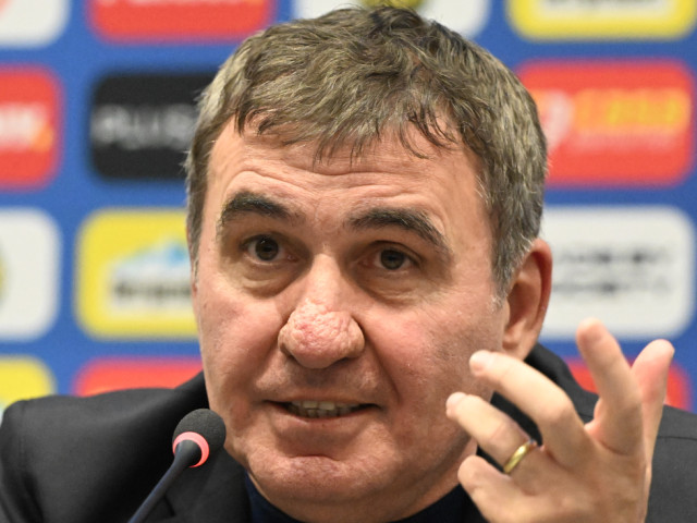 Hagi, furios la prima conferință: "V-ați grăbit cu schimbările!"