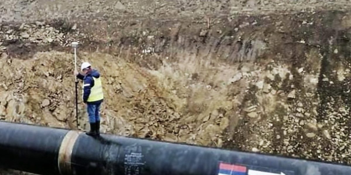 Autoritățile din Serbia au descoperit duminică mai multe rucsacuri pline cu explozibili în apropierea conductei de gaze Balkan Stream, în nordul țării, a anunțat președintele Aleksandar Vucic