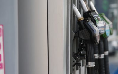 Inspectorii ANAF au aplicat amenzi și au confiscat bunuri în valoare de 122.000 de lei, în urma unor controale efectuate la companii din domeniul carburanților