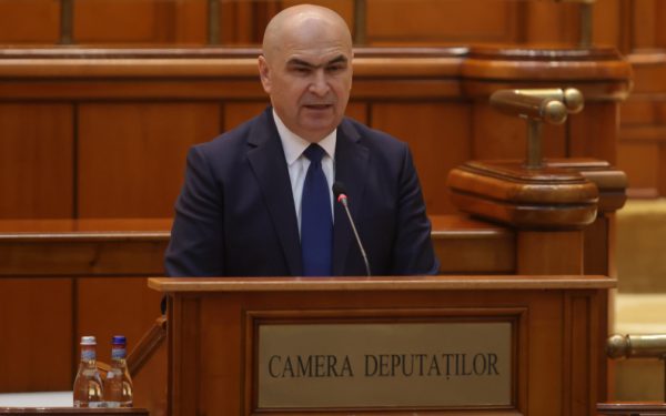 Moțiunea de cenzură contra Guvernului Bolojan, depusă astăzi în Parlament