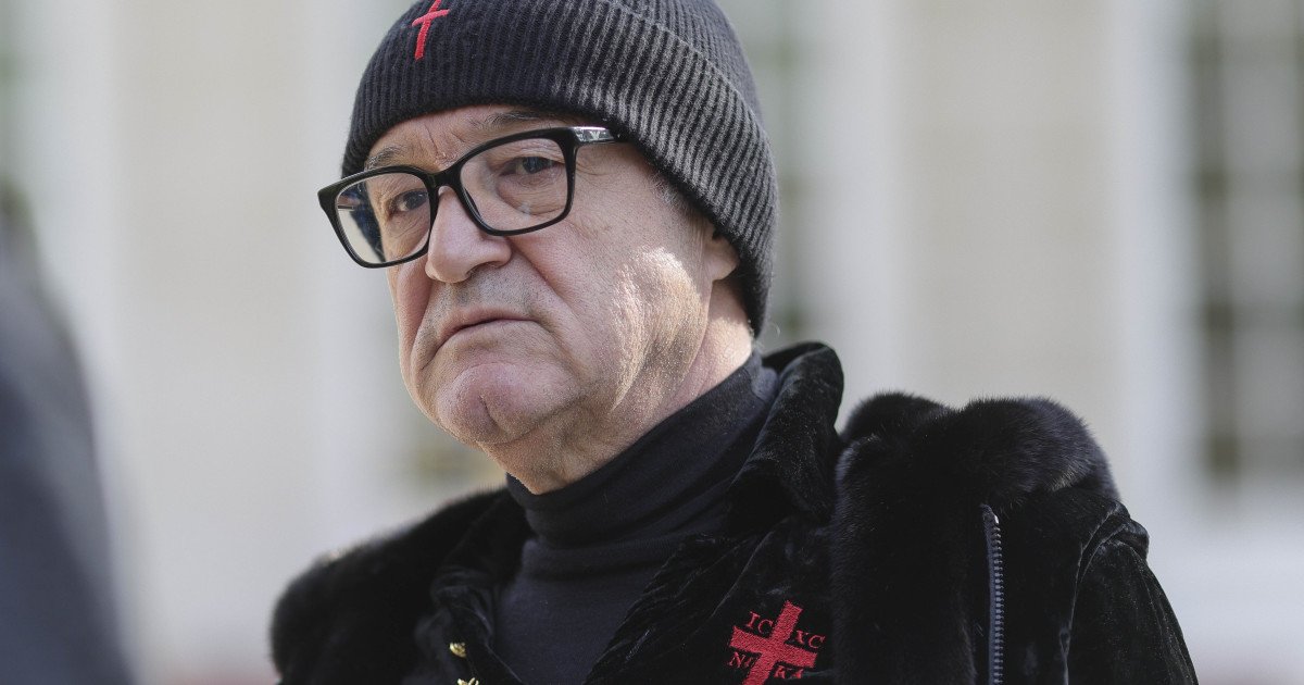 Becali, prins de Paște cu viteză pe Șoseaua Pipera: Amendă și permis suspendat