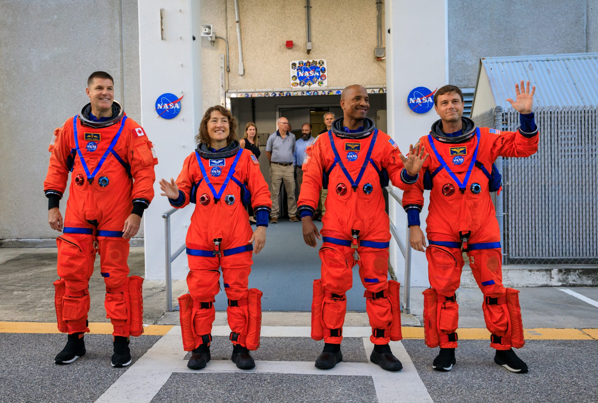 NASA pregătește lansarea crucială a misiunii Artemis II, primul zbor cu echipaj uman al programului Artemis, care va încerca să străbată pentru prima dată spațiul lunar după o lungă perioadă de pregătiri și teste tehnice
