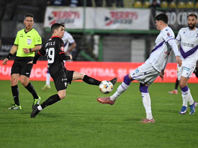 Meciul dintre FC Argeș și Dinamo, disputat duminică la Mioveni, s-a încheiat cu victoria gazdelor, scor 1-0, în ultima etapă din play-off-ul SuperLigii