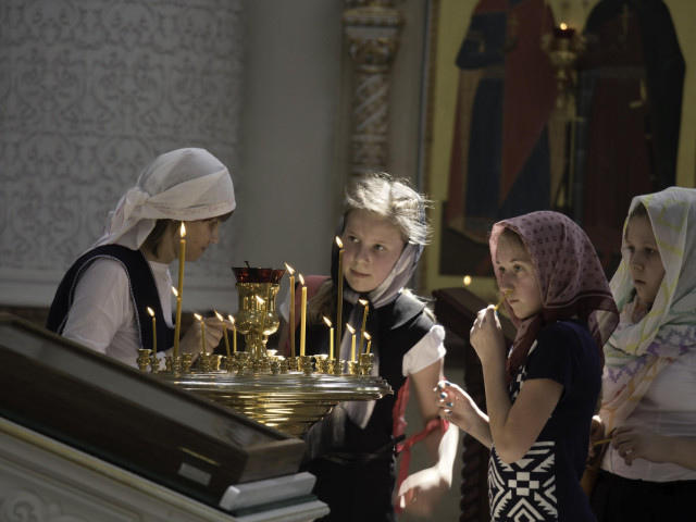 Calendarul Paștelui: Diferențe majore între Ortodocși și Catolici (2027-2036)