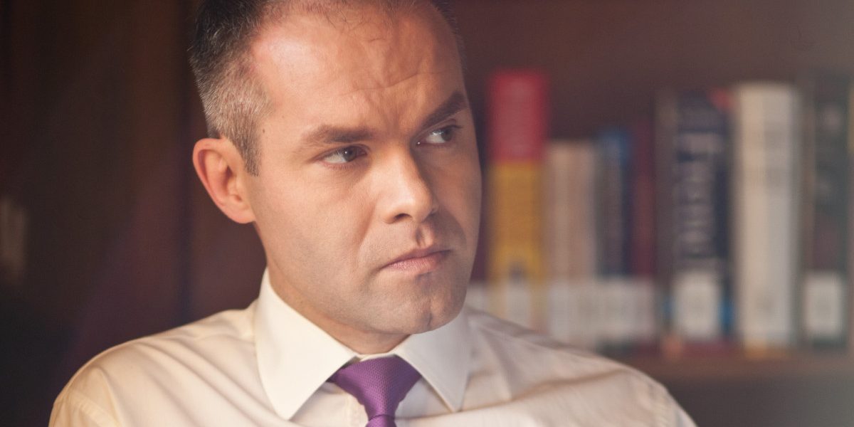 Funeriu, verdict crunt: Manualele din România, „tricouri” față de cele din Europa