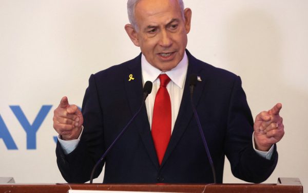 Netanyahu, de acord cu încetarea focului, dar armata rămâne în Liban