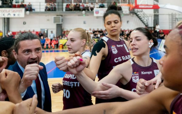 Rapid București, campioană la baschet feminin după 48 de ani, e sărbătoare în Giulești