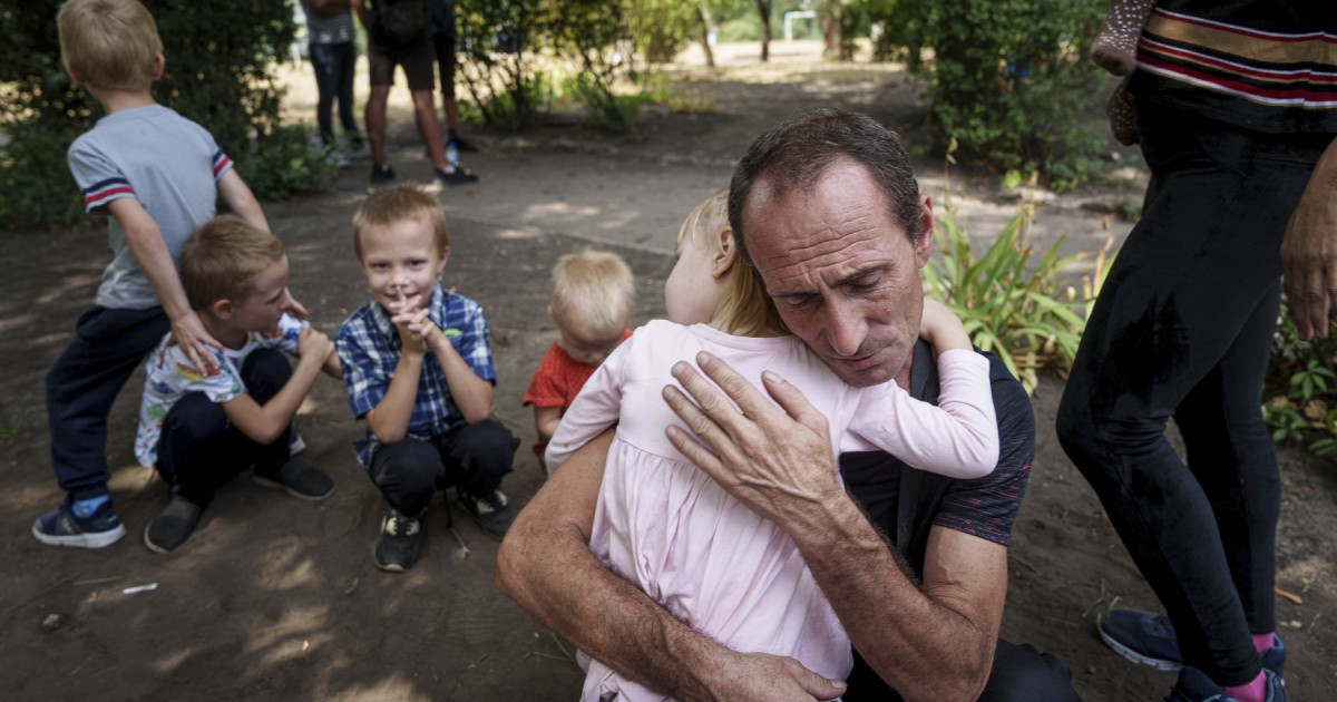Copii ucraineni, măcel sângeros: Aproape 700 de morți, 20.000, duși ilegal în Rusia
