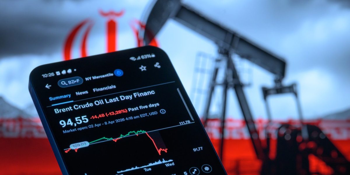 Pariu ULUITOR: Aproape un miliard $ pe prăbușirea petrolului, înainte de acordul SUA-Iran