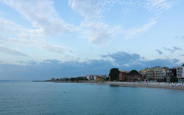 Bulgaria: Două drone militare, găsite în derivă pe Marea Neagră, langă o stațiune