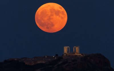 Primăvara aduce două evenimente astronomice rare, vizibile din România Primăvara în emisfera nordică va fi marcată de două fenomene astronomice spectaculoase, observabile cu ochiul liber