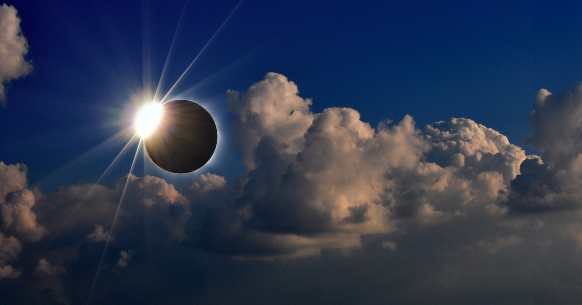 Eclipse de Soare SPECTACULOASĂ în 2026: România, pe harta fenomenului astronomic