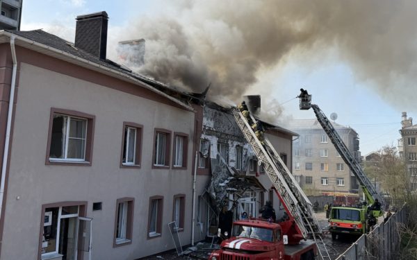 Rusia, acuzații grave: 11.000 de încălcări ale armistițiului de Paște în Ucraina