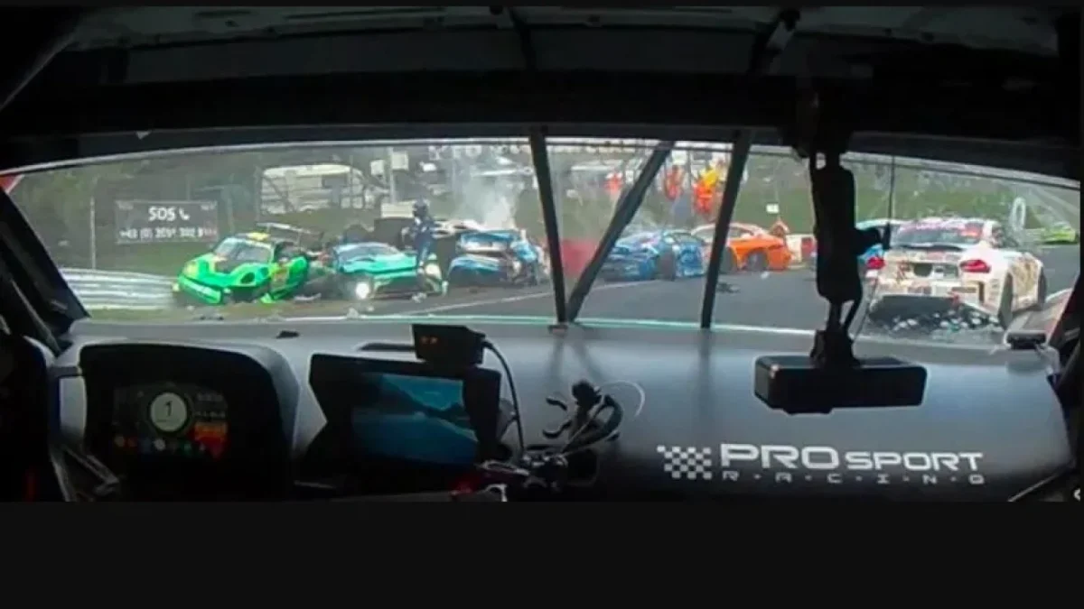 Pilot ucis la Nurburgring: Șase răniți pe celebrul circuit