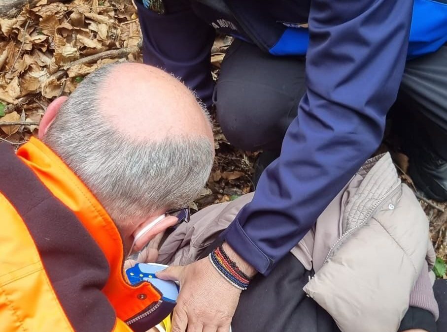 Tineri, accident grav pe Valea Păușa: ATV prăbușit 8 metri într-un pârâu, salvări în Călimănești