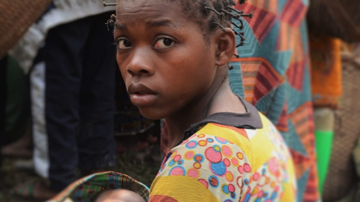 Africa, din nou în alertă: Epidemie misterioasă cu febră, vărsături și probleme neurologice