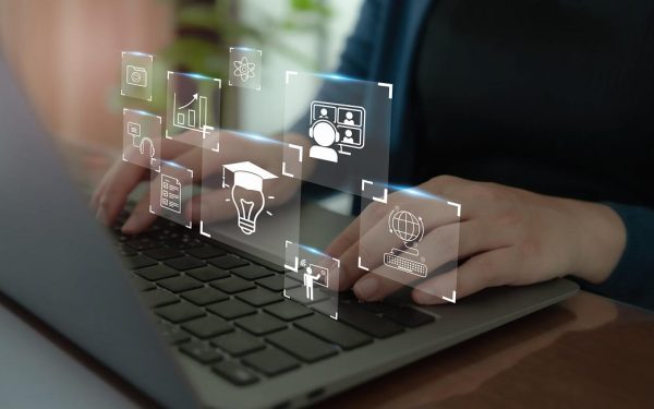 eJobs: 80% din angajatori cred că AI nu schimbă recrutarea, dar candidații au nevoie de noi abilități