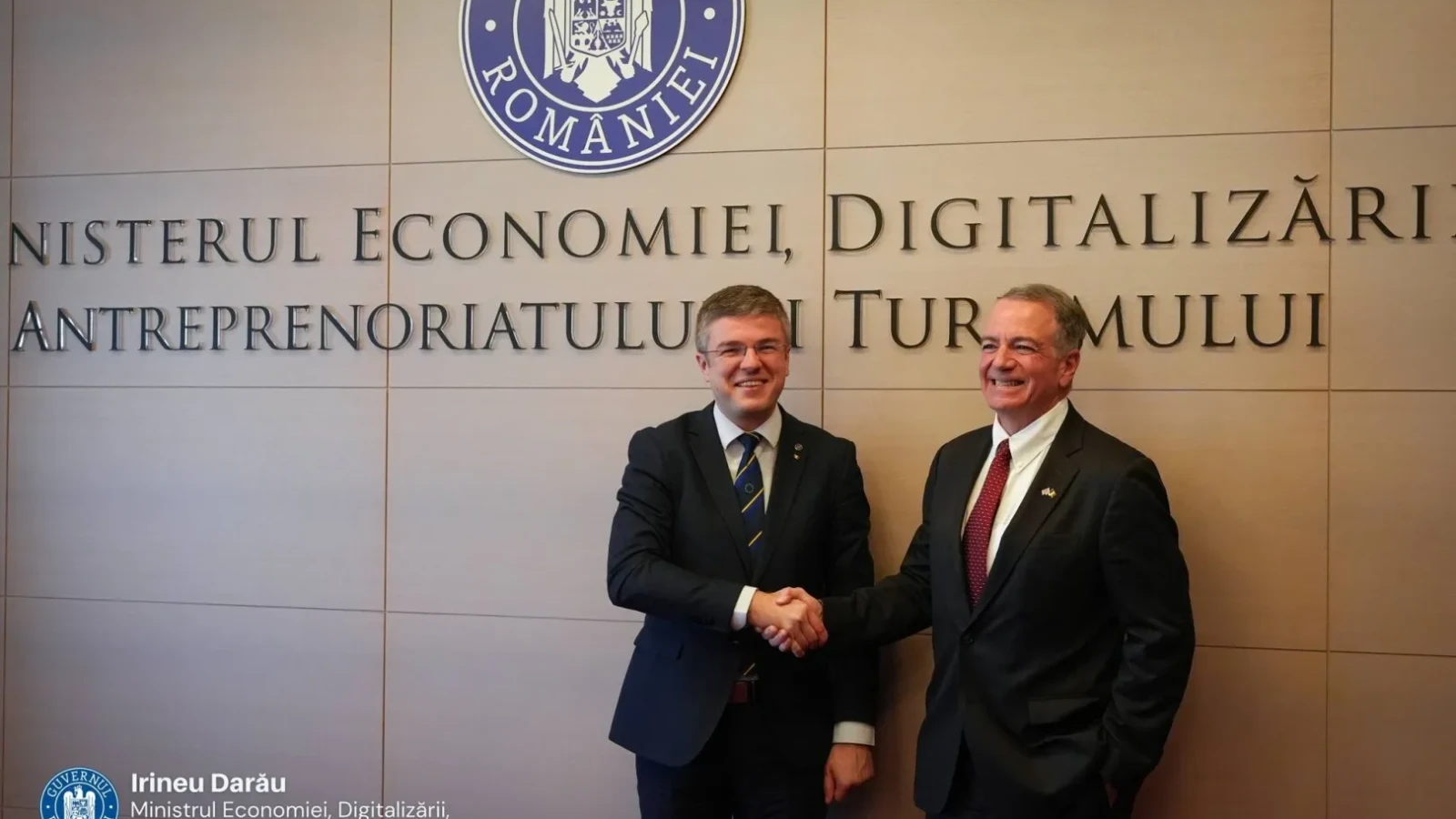 Ambasadorul SUA și ministrul Economiei discută parteneriatul strategic pe componenta economică, cu focus pe apărare și resurse minerale