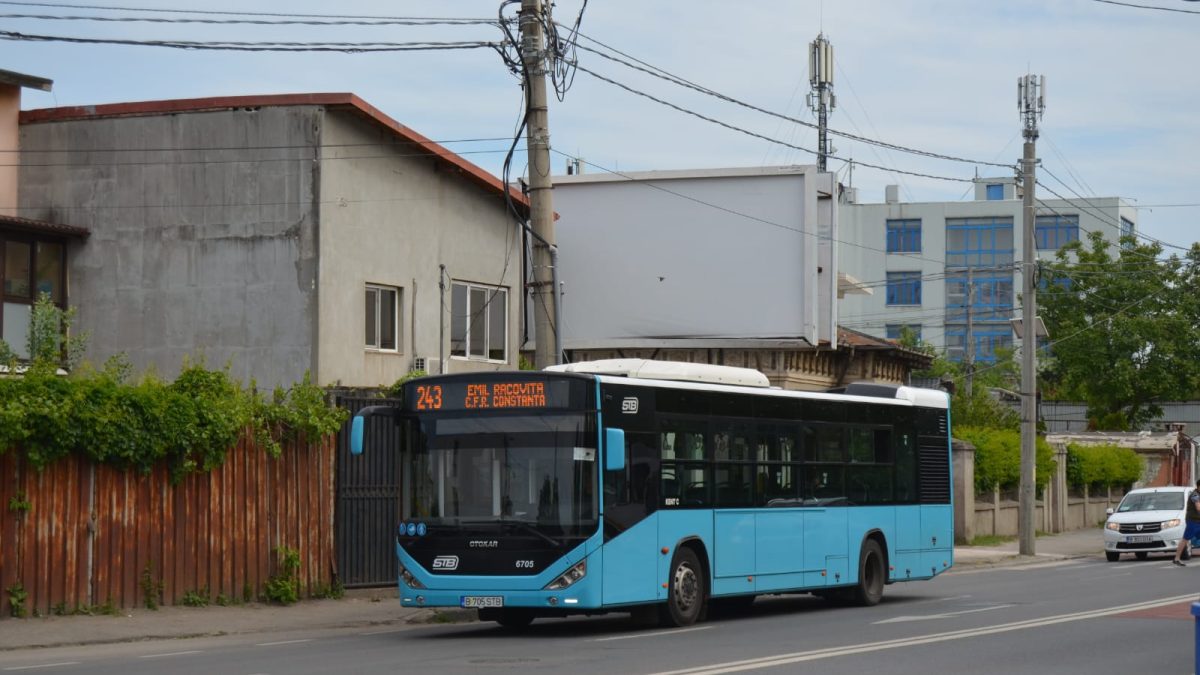 Autobuzele 102, 243 și N106, trasee schimbate în București, două nopți