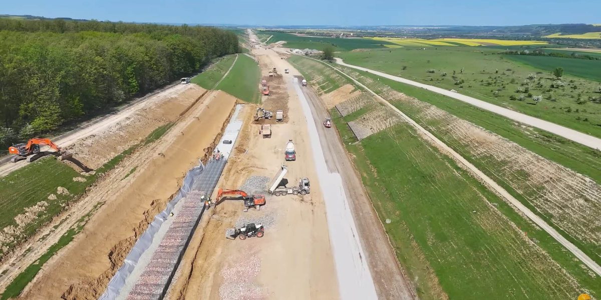 O asociere de firme din România și Bulgaria a fost desemnată câștigătoare pentru construirea tronsonului 2 Târgu Frumos – Lețcani al autostrăzii A8, o lucrare de aproape 29 de kilometri despre care se anunță că va conecta Iașiul la rețeaua europeană de autostrăzi