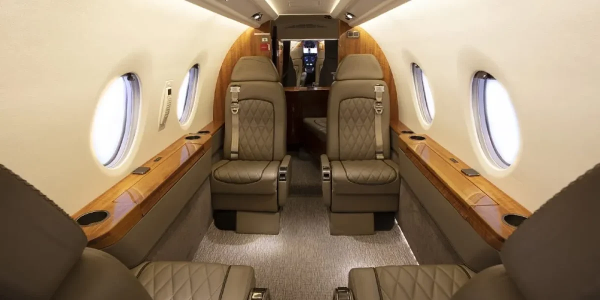 Sfânta Lumină, din zona de război, ajunge în România: Detalii despre avionul de lux și planul BOR