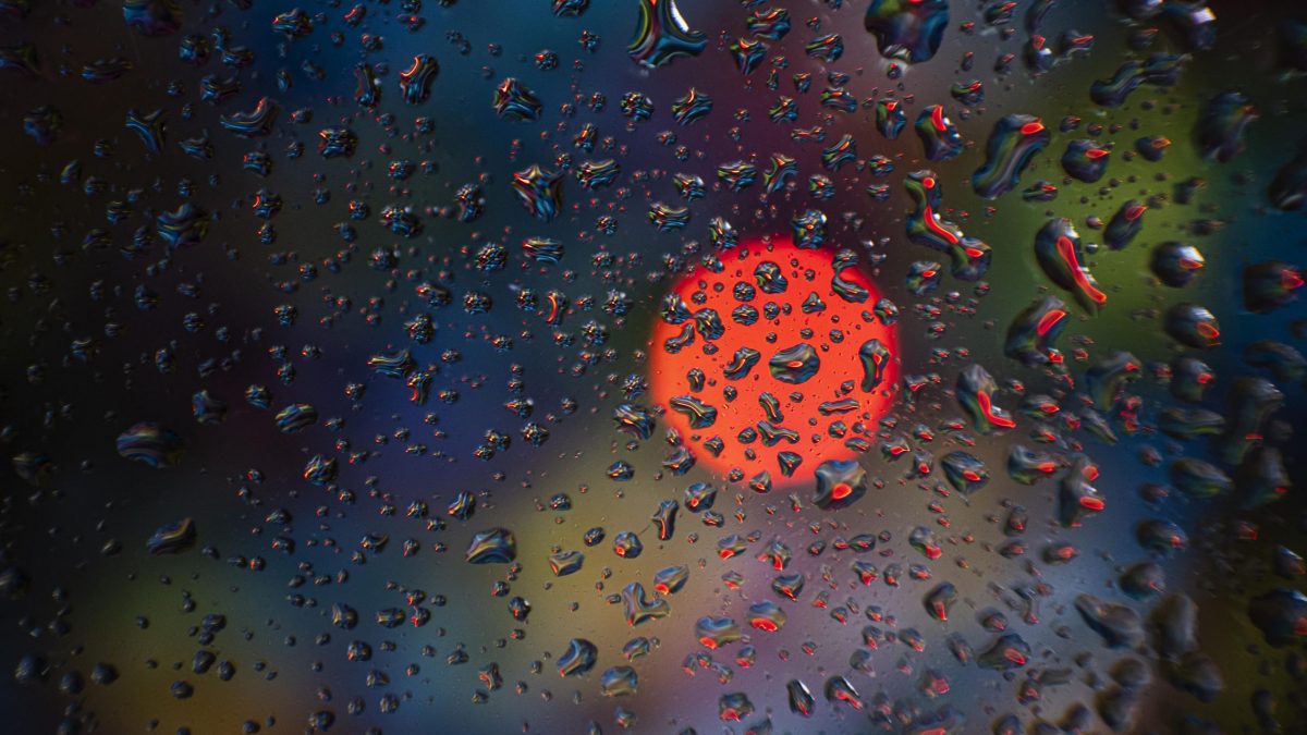 Ploi torențiale și vânt puternic pe 17 aprilie în mai multe regiuni din România