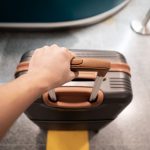 Bagajul de mână perfect: Metoda japoneză te învață cum să călătorești ușor