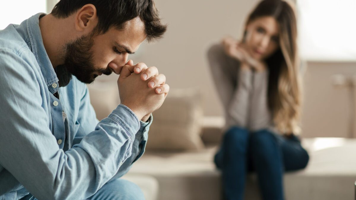 Aproape jumătate dintre români renunță la vacanțe: Ce alte cheltuieli pică