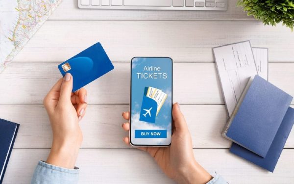 Români, cu bilete ieftine, sfidaŭ controalele: Nu se urcau în avion!