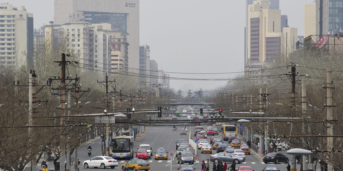 Transportul de pasageri în România a scăzut, dar românii călătoresc mai mult Transportul rutier de pasageri a înregistrat o scădere de 4,2% în 2025, comparativ cu anul precedent, relevă datele oficiale