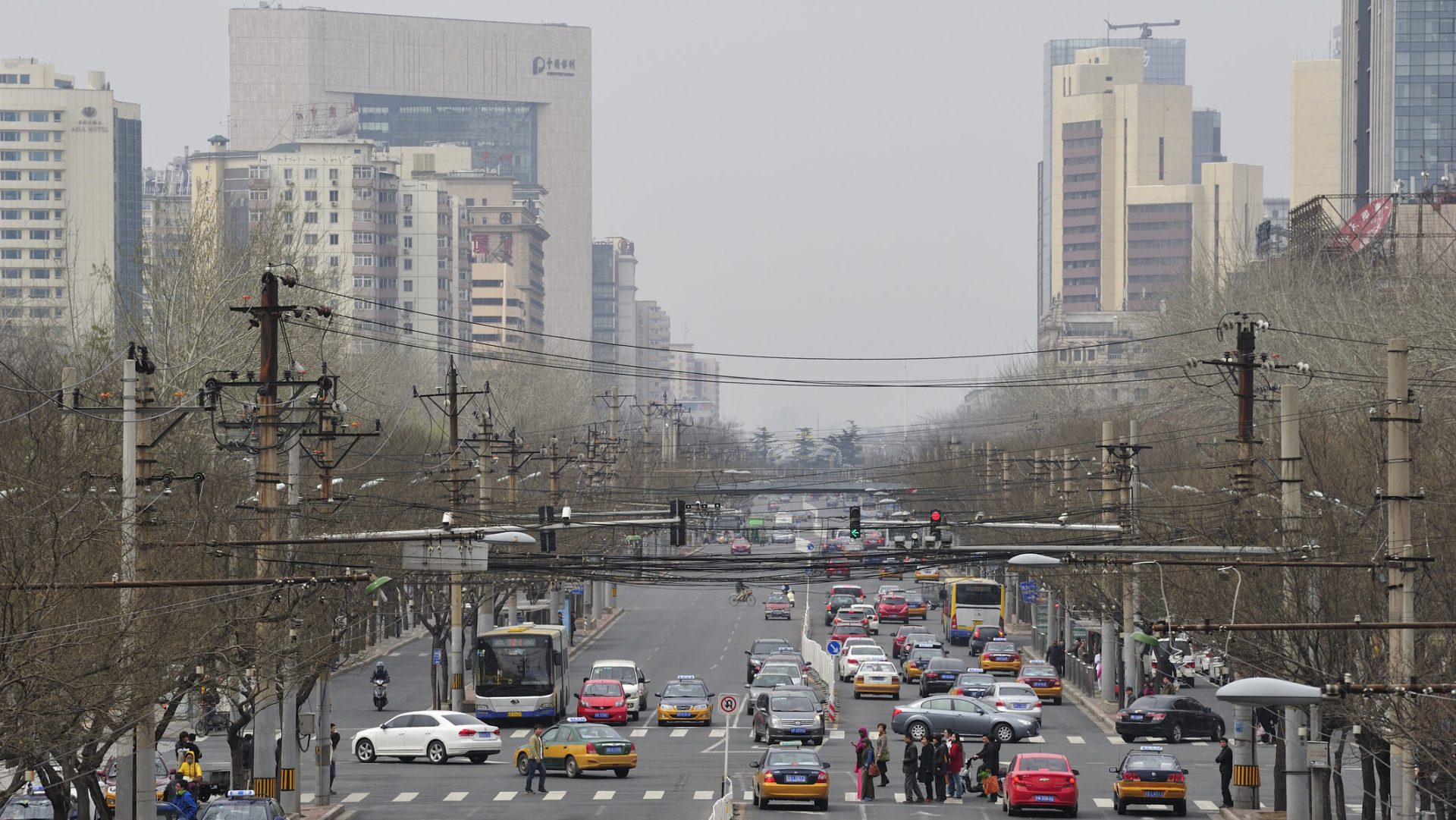 Transportul de pasageri în România a scăzut, dar românii călătoresc mai mult Transportul rutier de pasageri a înregistrat o scădere de 4,2% în 2025, comparativ cu anul precedent, relevă datele oficiale