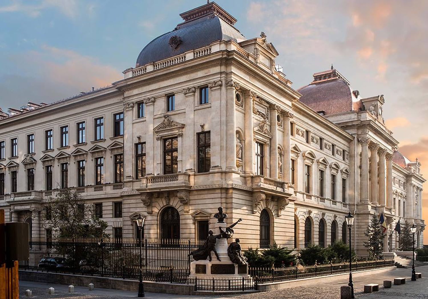 Stabilitatea ratei dobânzii în regiunea Europei Centrale și de Est influențată de presiuni inflaționiste Recent, specialiștii și băncile centrale din regiune au început să vadă o schimbare în outlook-ul privind ratele dobânzii, inclinând spre menținerea unei politici prudente