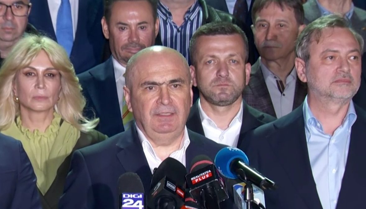 Bolojan sfidează PSD: Guvernarea merge înainte, decizia e iresponsabilă