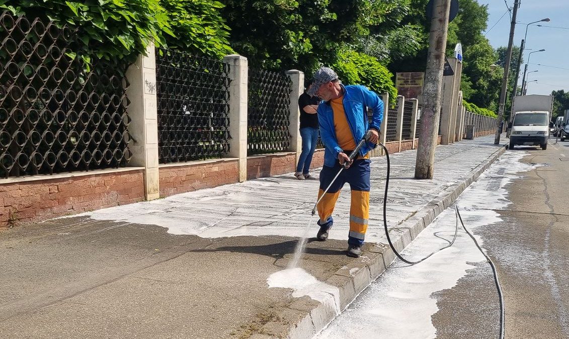 Curățenie la bordură: Șoseaua Ștefan cel Mare, Sector 2, în vizorul autorităților