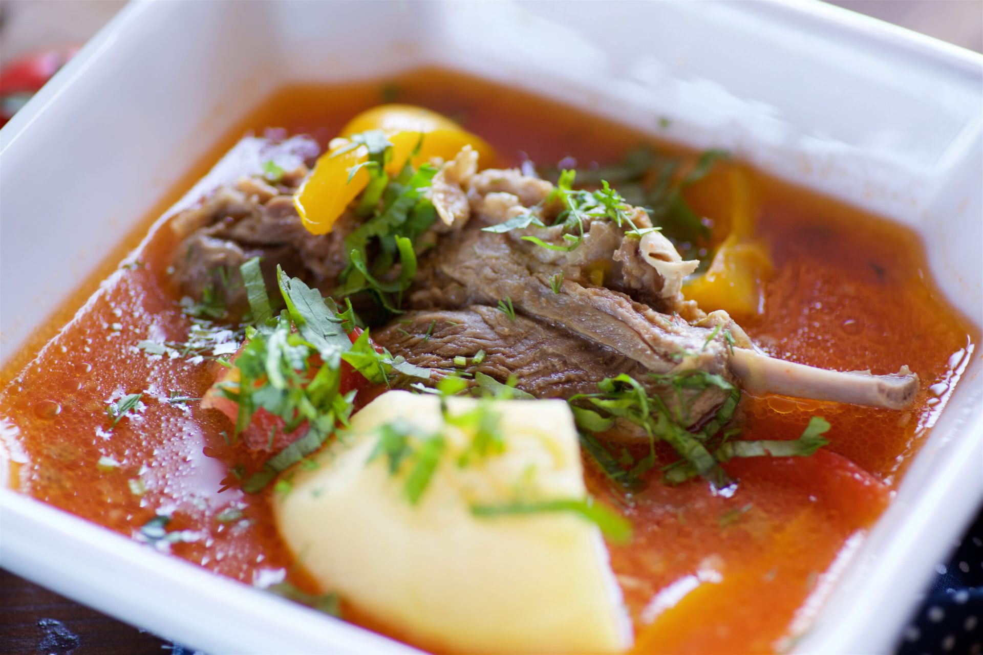 Bors de miel: beneficii, riscuri și cum îl savurezi corect