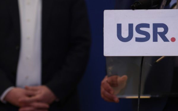 Coaliția, în tensiuni: PSD decide viitorul guvernării, USR pregătită
