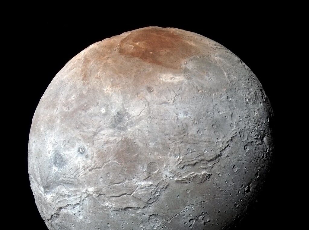 Moment emoționant pe Lună: NASA a botezat un crater în onoarea soției unui astronaut român Astronauții echipei Artemis au marcat o premieră emoționantă luni, în timp ce se aflau pe suprafața lunară, ajungând la un moment de profundă semnificație personală