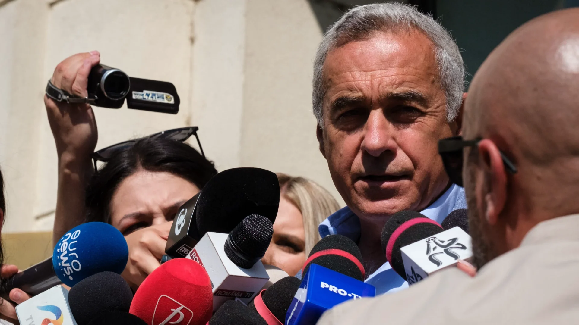 Călin Georgescu a transmis un mesaj de omagiu și recunoștință pentru contribuția lui Mircea Lucescu la fotbal, exprimând condoleanțe familiei îndurerate