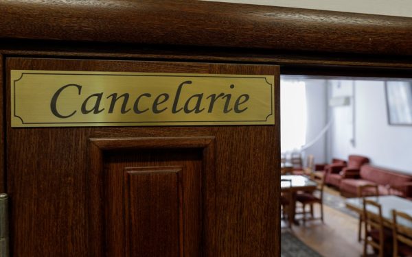 Guvernul deblochează posturile: Concursurile pentru profesori, din nou pe tapet