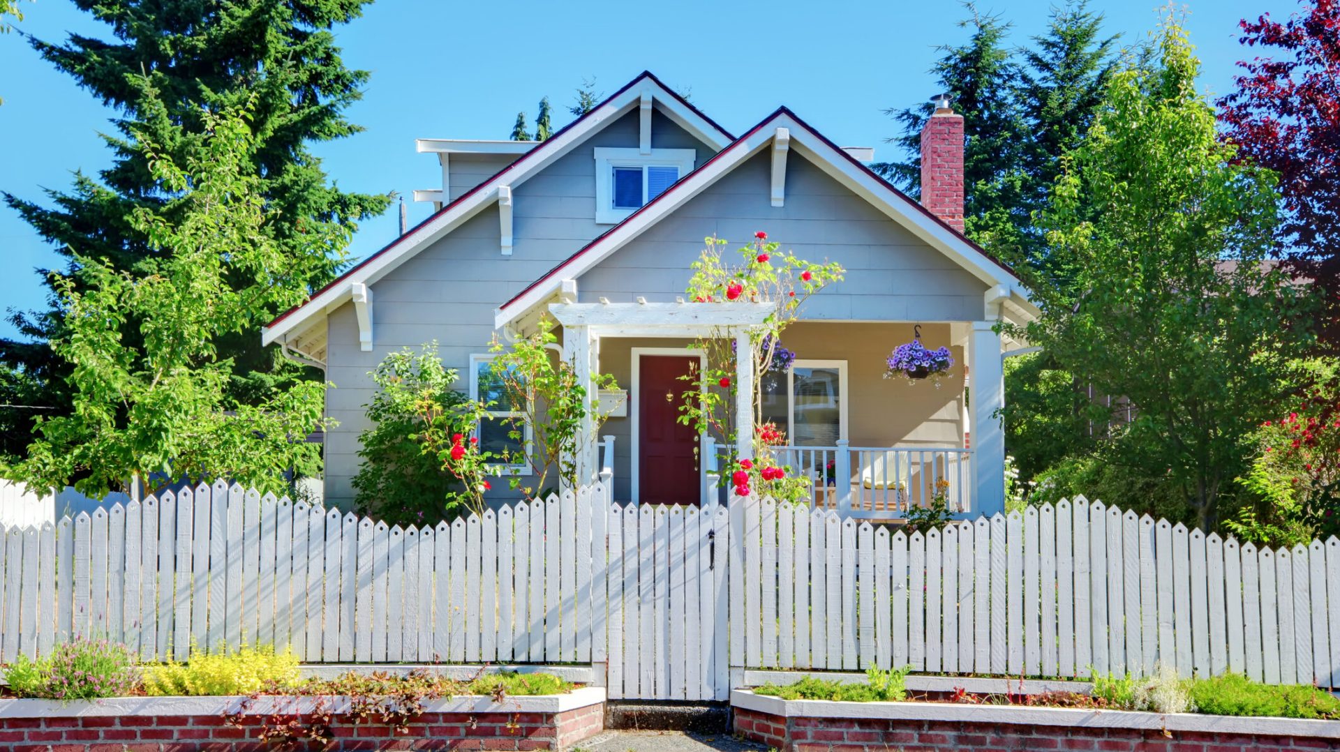 Demolare obligatorie acasă: Regulă DURĂ pentru proprietarii de case din România