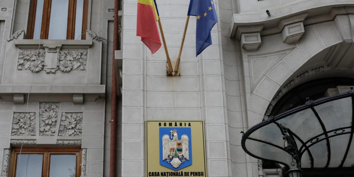 Cei mai săraci pensionari din România: Date CUTREMURĂTOARE de la CNPP