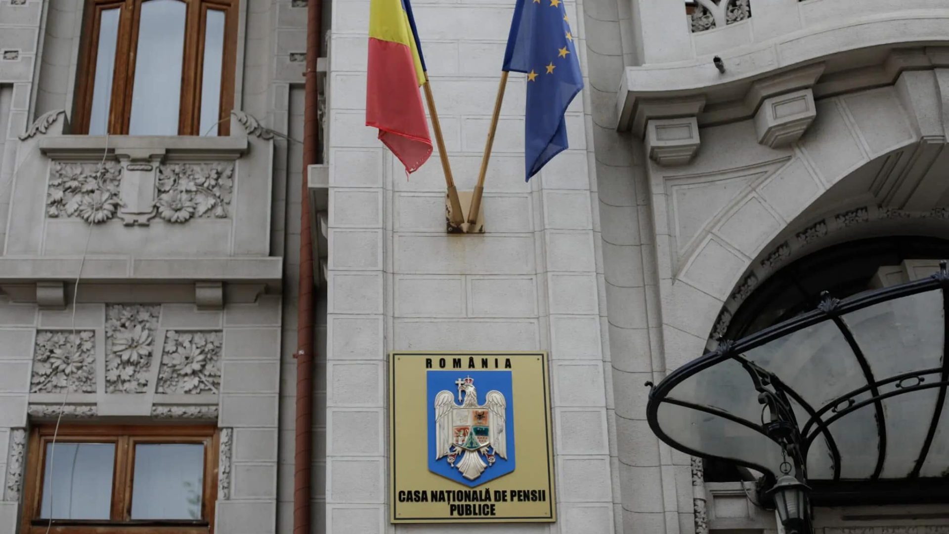 Cei mai săraci pensionari din România: Date CUTREMURĂTOARE de la CNPP