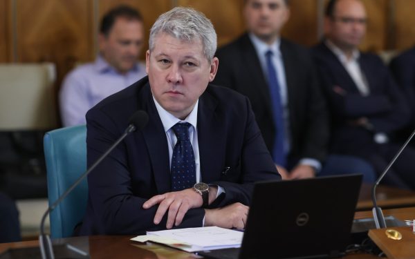 Predoiu, categoric: Nu vrea funcția de premier. Decizie de partid, punct