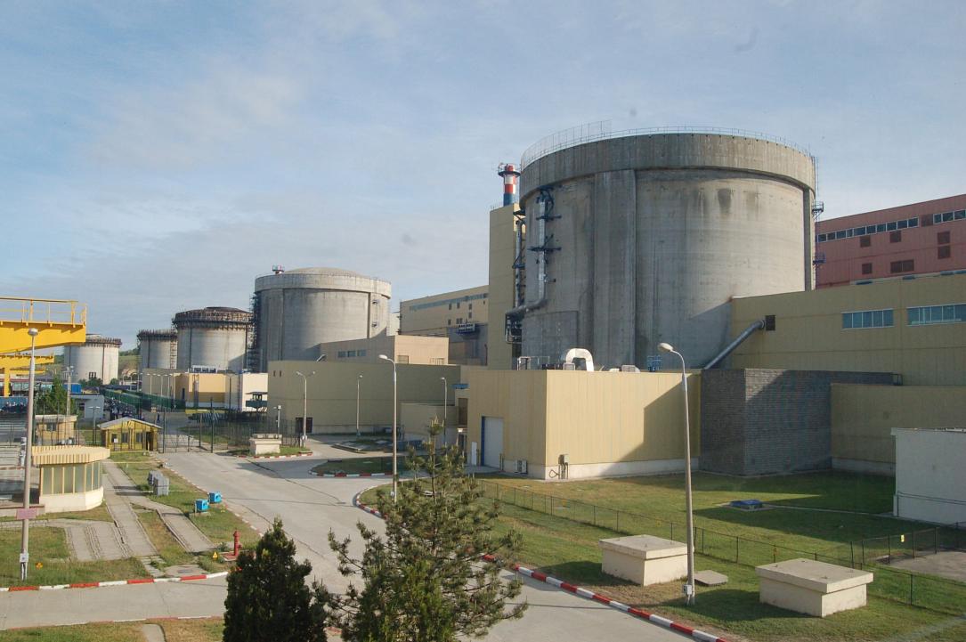 Nuclearelectrica lansează licitație pentru extinderea producției de combustibil nuclear București – Nuclearelectrica (SNN), singurul producător de energie nucleară din România, a inițiat o licitație în valoare de 3,1 milioane de lei pentru un studiu de fezabilitate