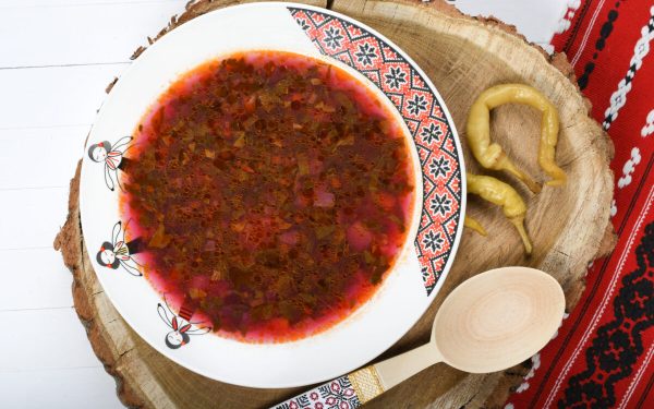 Dezvăluiri: Secretele ciorbei de lobodă, rețeta bunicii pentru un gust perfect