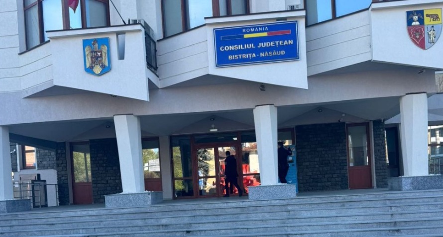 Percheziții-fulger în România și Franța: Afaceri cu fonduri europene, vizate Bistrița-Năsăud și Sălaj