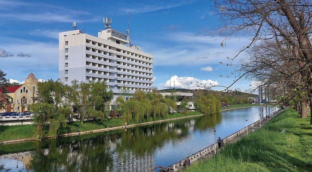 Continental Hotels a redeschis hotelul Continental Forum Oradea după o investiție de peste 4 milioane de euro, marcând o transformare completă a unității