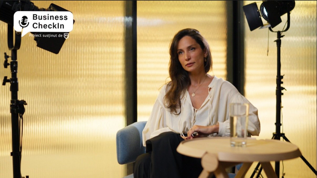 O antreprenoare din București transformă poveștile în bijuterii, valorificând simbolurile și emoțiile profunde