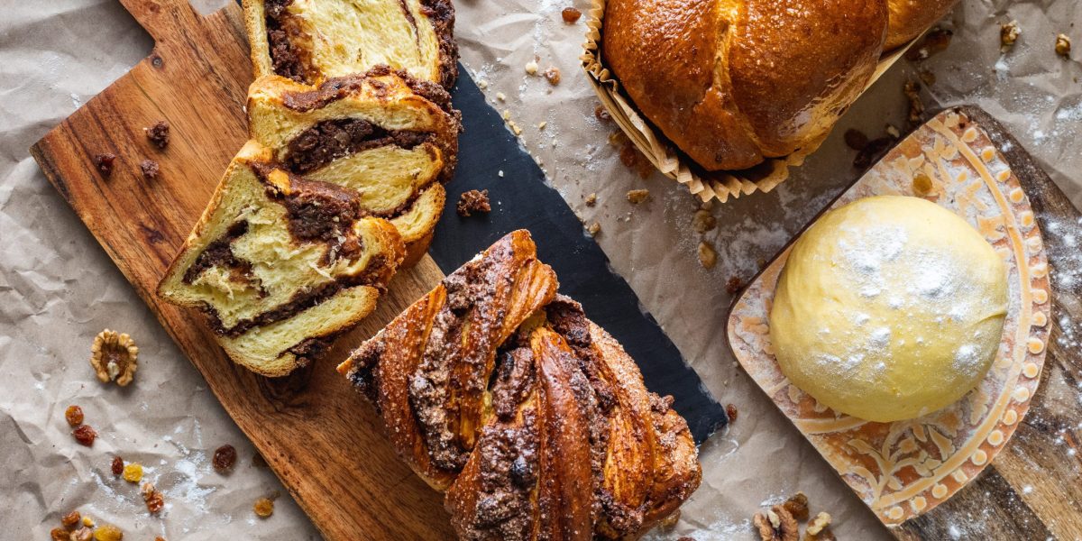 Cozonacul, desertul ROMÂNIEI: De la origine la deliciul românilor | AUDIO