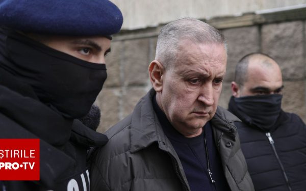 Șeful ARR Cristian Anton, prins cu șpăgi de 500.000 €: Vrea libertate după cutiile cu bani